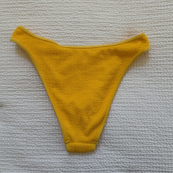 Abercrombie Ribbed Bikini Set - Picture 10 of 11